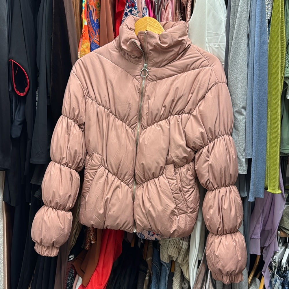 Puffy jacket